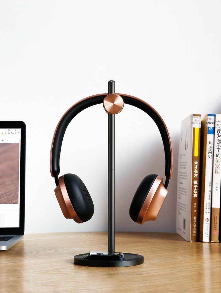 Bere - Adjustable Headphone Stand