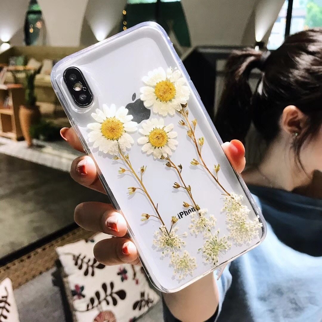 DaisyOats - Real Dried Flowers iPhone Case