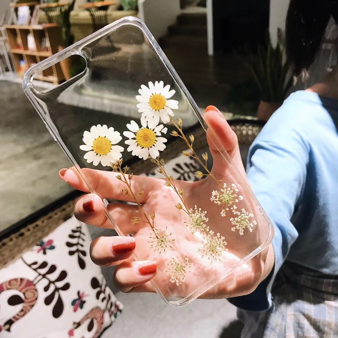 DaisyOats - Real Dried Flowers iPhone Case