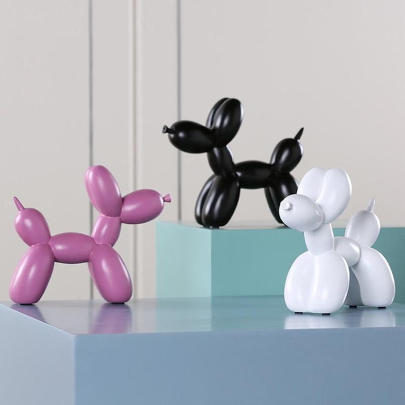 Balloon Dog Statue PeekWise