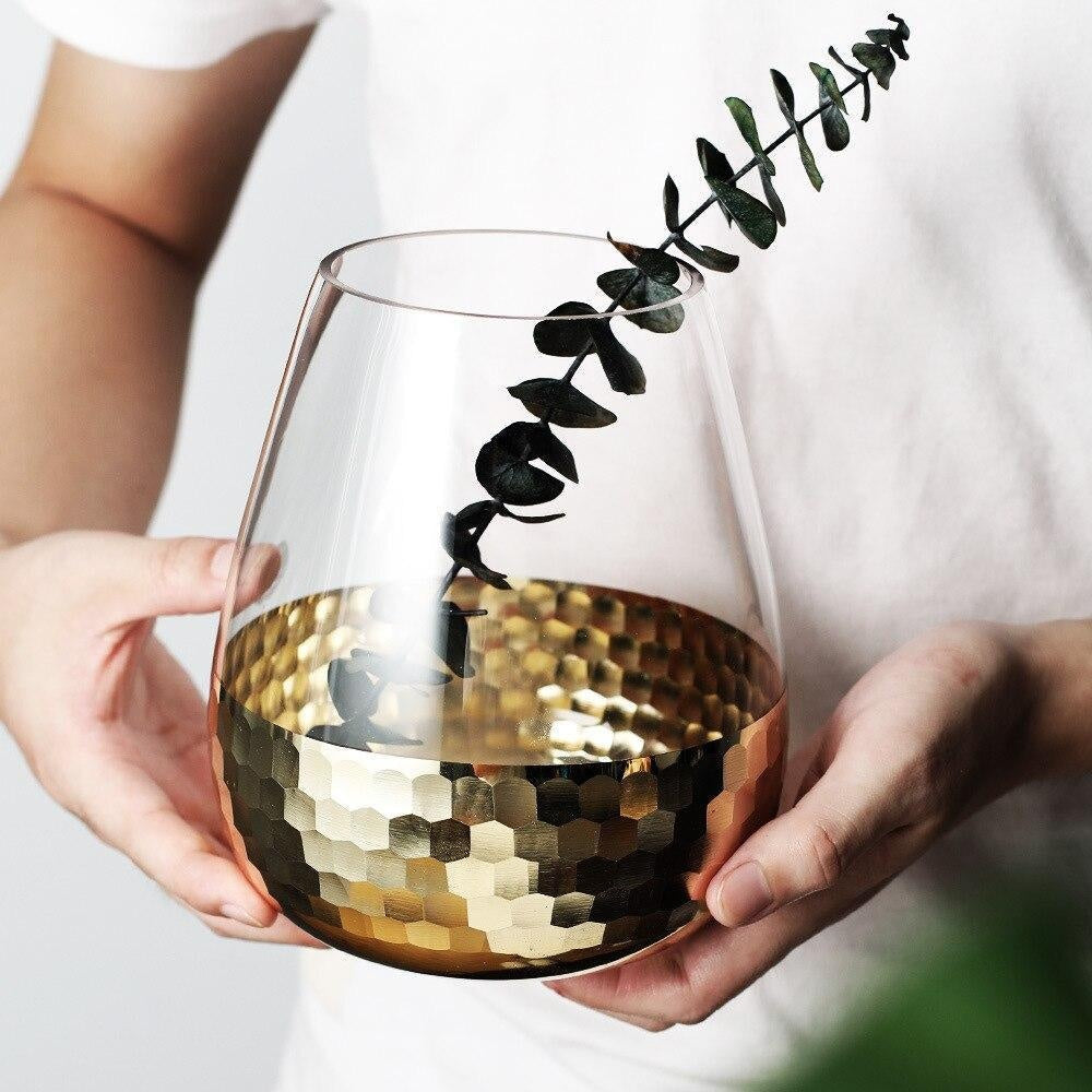 Honeycomb Vase PeekWise