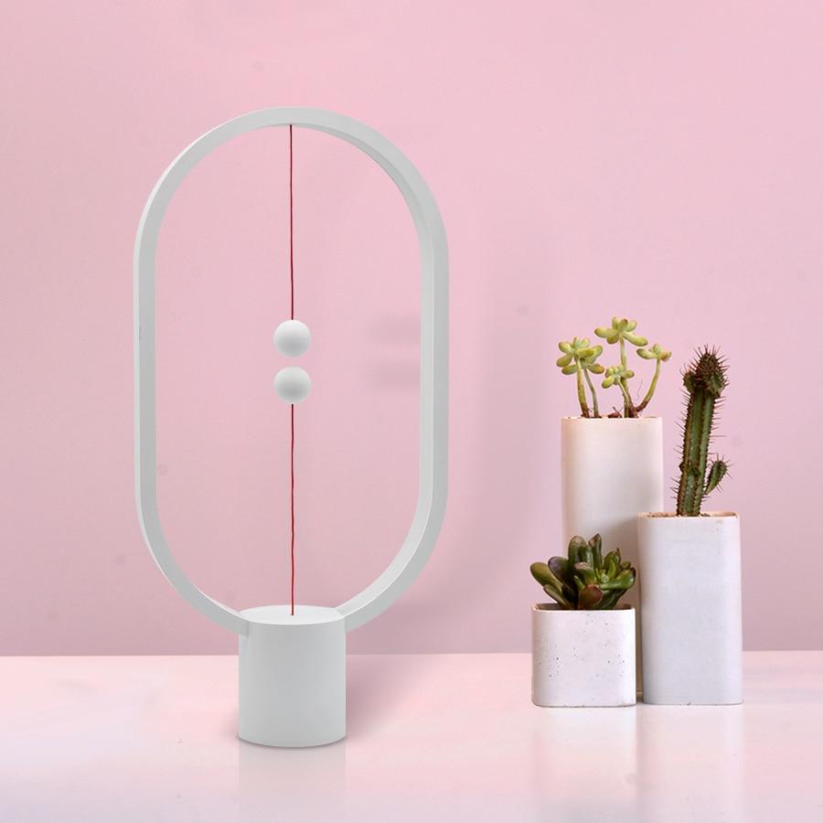 Heng Balance Lamp PeekWise